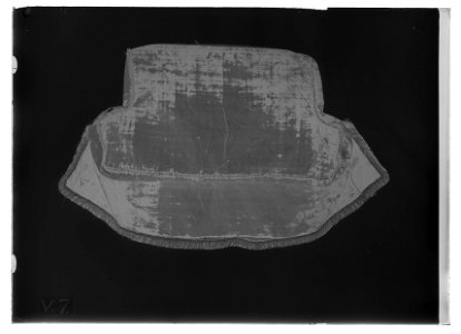 Dynöverdrag, kort T-form - Livrustkammaren - 69109-negative