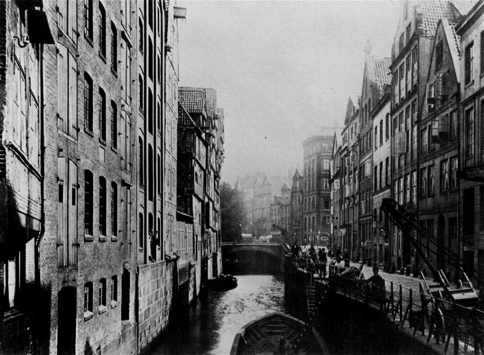 Georg Koppmann and Co. - Holländische Reihe und St.- Annen-Brücke (Zeno Fotografie)