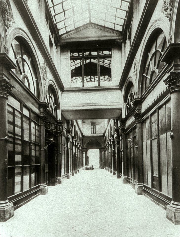 Galerie Colbert - interior view, 1900
