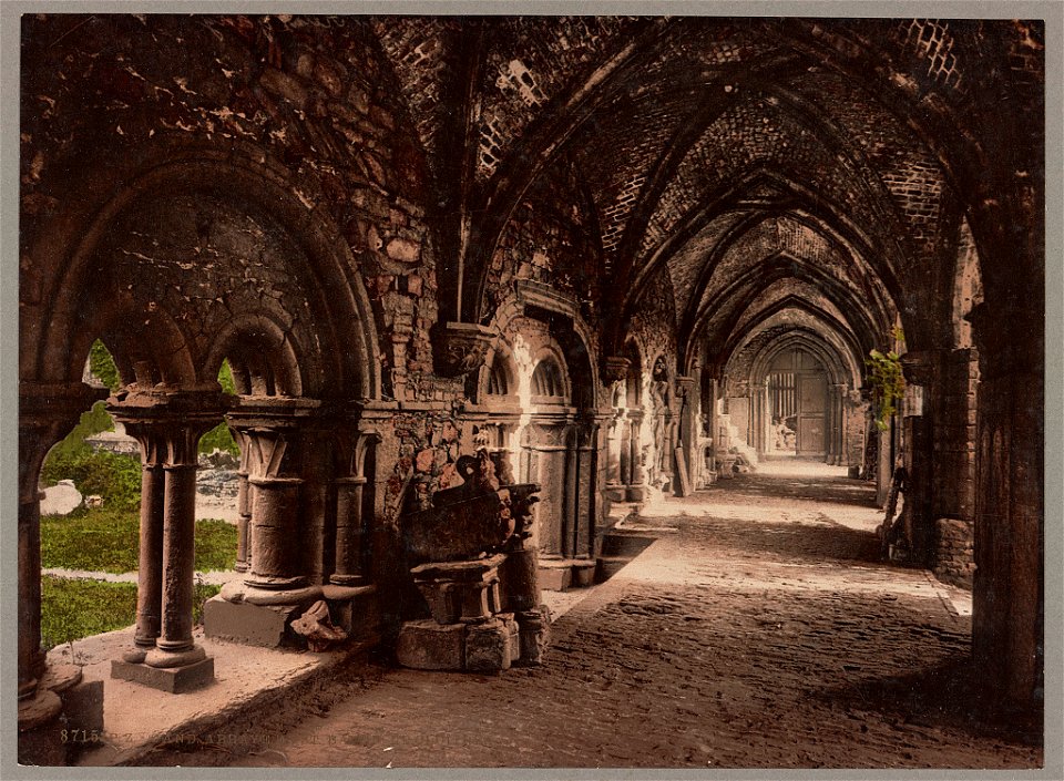 Gand. Abbaye de St. Bavon. Le Cloître LCCN2017659136
