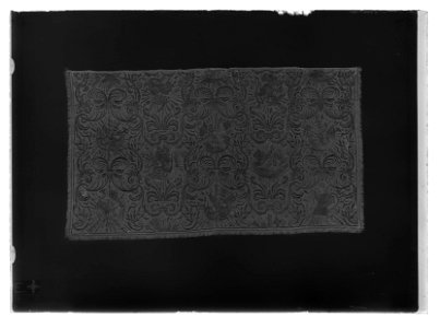 Gardin med trofémotiv ur en serie av sex (6000-6005) till drottning Kristinas kröningskaross, 1650 - Livrustkammaren - 634-negative