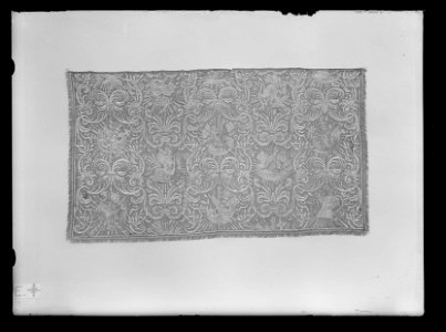Gardin med trofémotiv ur en serie av sex (6000-6005) till drottning Kristinas kröningskaross, 1650 - Livrustkammaren - 634