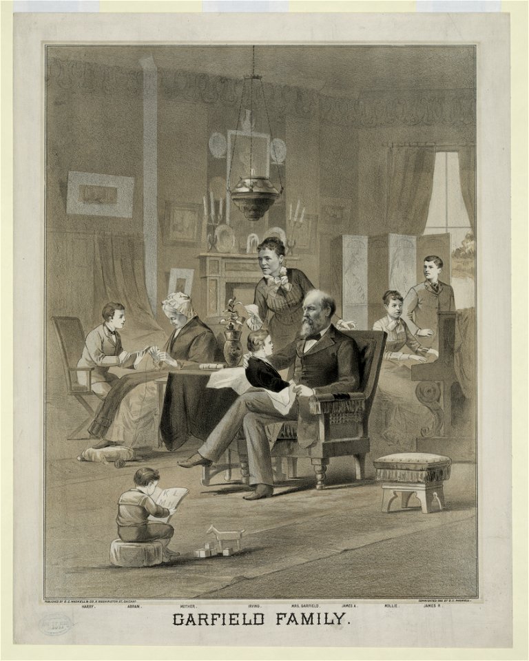 Garfield family LCCN2013645220