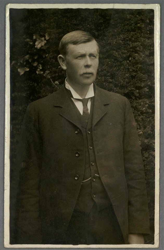 H. Haydn Jones (5449729)