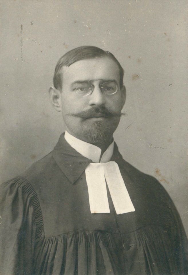 Edmund Bursche (cropped)