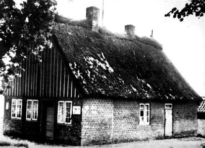 Ehemaliges Schulhaus Klevendeich 01