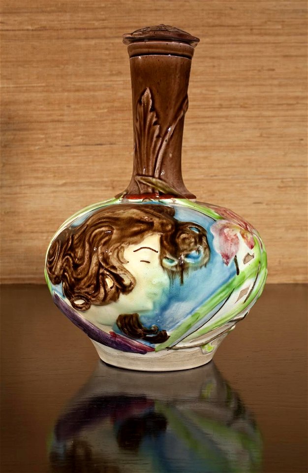 EliseuVisconti-C824-Moringa decorada com perfil e flores – Executada para a inauguração do Theatro Municipal do Rio de Janeiro (13)