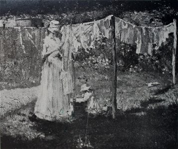 EliseuVisconti-P448-Mãezinha estendendo roupa