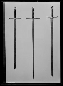 En-och enhalvhandssvärd, Tyskland 1500-talet - Livrustkammaren - 17899