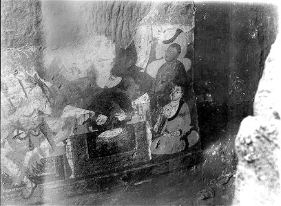 Entrance of the left corridor, Cave 77