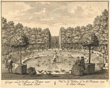 Gezicht op de grote fontein en de Turkse Tent in de tuin van Huis ter Meer te Maarssen