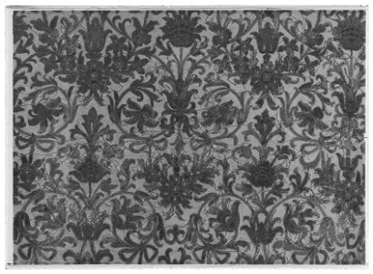 Ett stycke broderad sammet - Livrustkammaren - 53349-negative