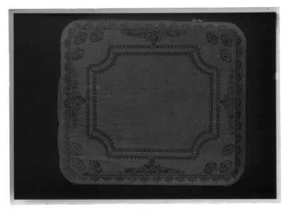 Etui till pistoler nr 5034-5035, Lars Blekberg, Jönköping, 1700-talets mitt - Livrustkammaren - 1217-negative