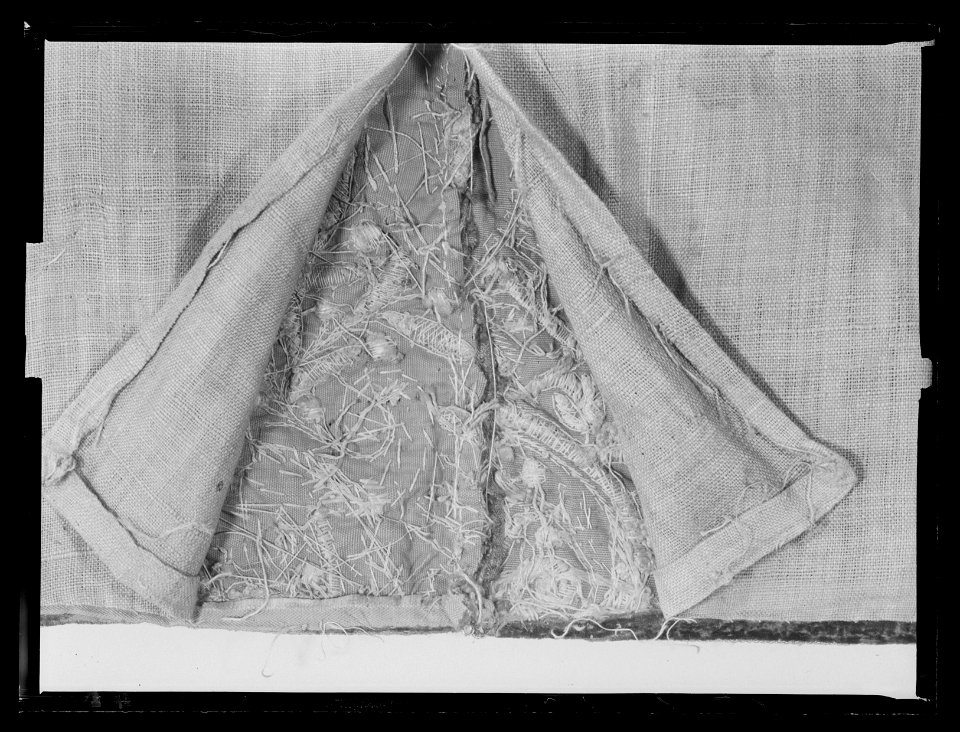 Ett av två utstlag (6048-6049) till drottning Kristinas kröningskaross med trofémotiv, Paris 1650 - Livrustkammaren - 36968