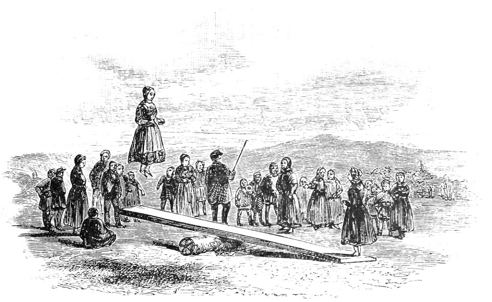 GIRLS PLAYING AT SKAKIET