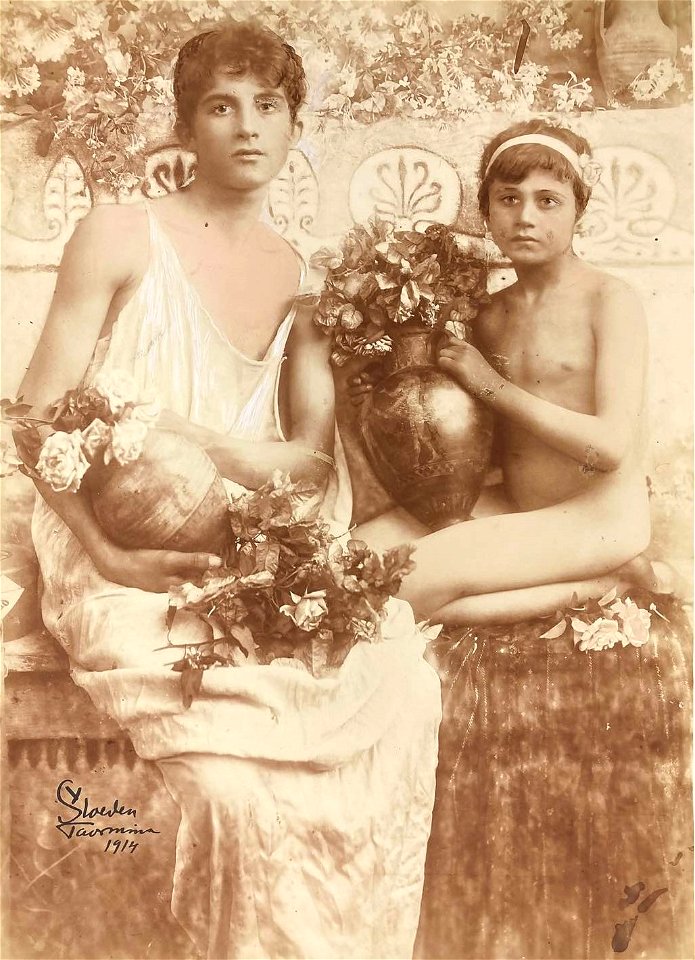 Gloeden, Wilhelm von (1856-1931) - n. 0748, 1913 - Gloedeneries p. 14