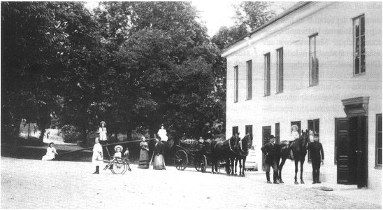 Familjen Janse Elfviks gård 1894