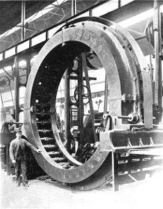Ferranti field magnet for copper armature alternator (Rankin Kennedy, Electrical Installations, Vol III, 1903)