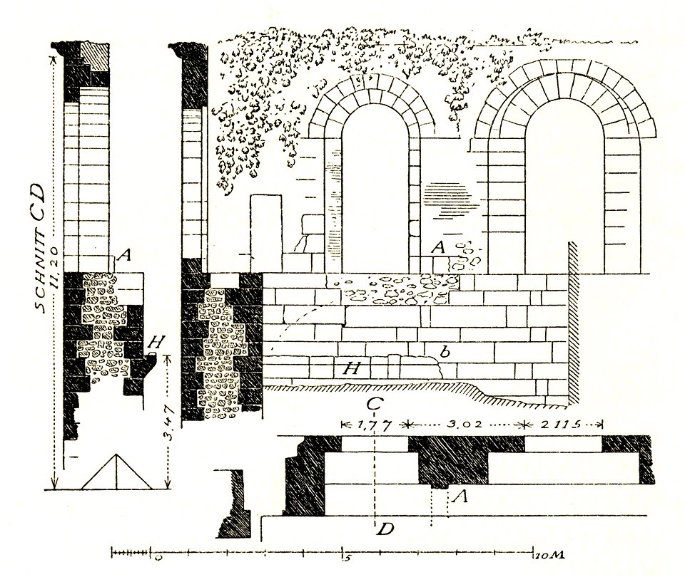 Fig 009 - Ostmauer von innen gesehen