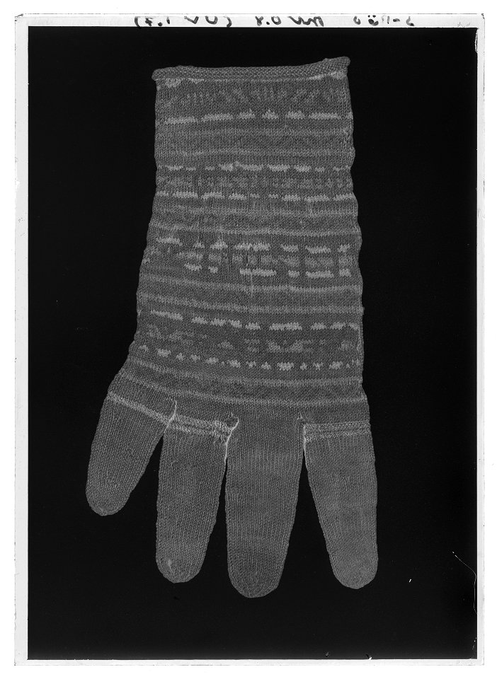 Fingervante - Livrustkammaren - 35612-negative