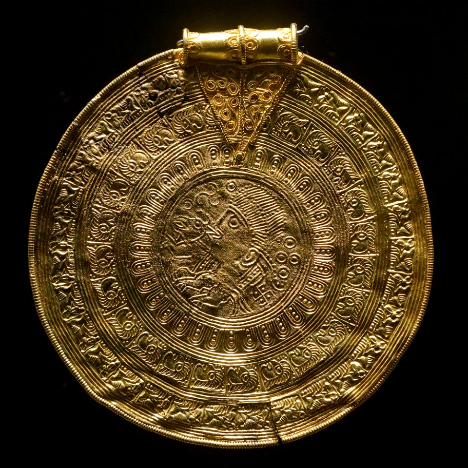 Gold bracteate Skonager Nationalmuseet