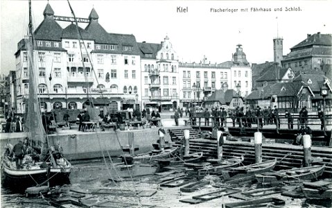 Fischmarkt am Fischerleger am Wall (Kiel 80.606)