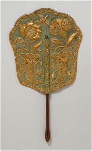 Fixed fan green silk straw embroidery c 1740 LACMA M82 122 2 2