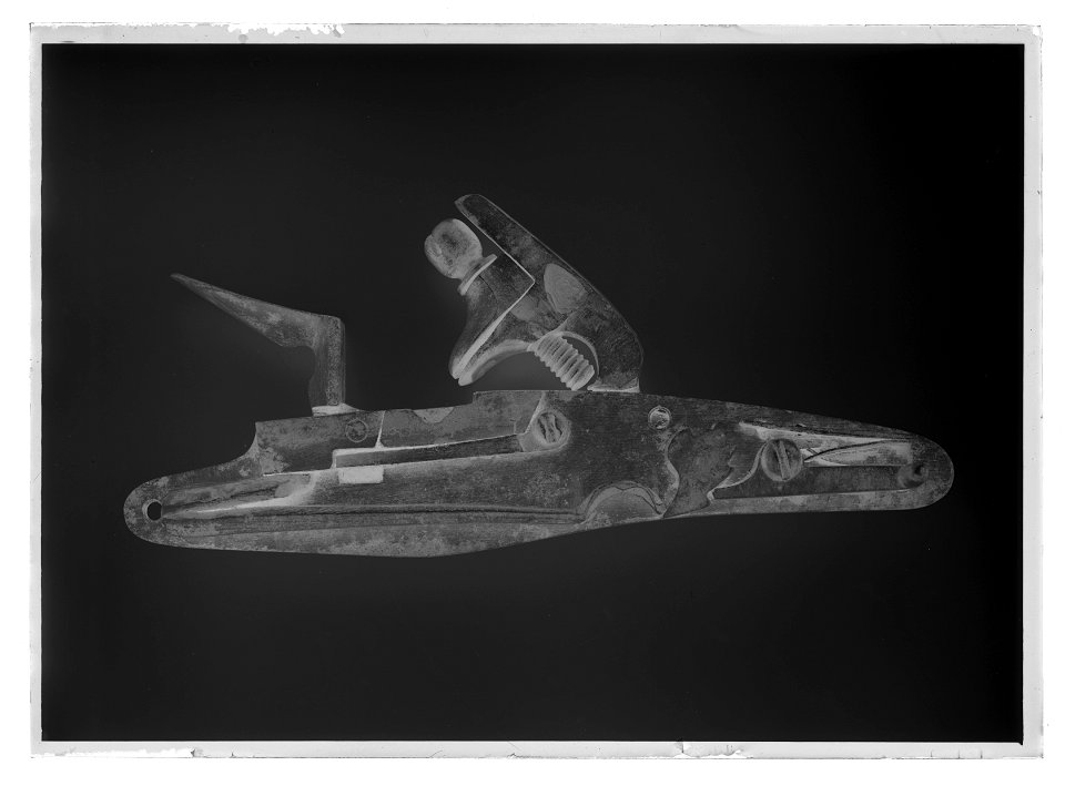 Flintlåsbössa, fusil, Nederländerna, 1630-tal - Livrustkammaren - 77637-negative