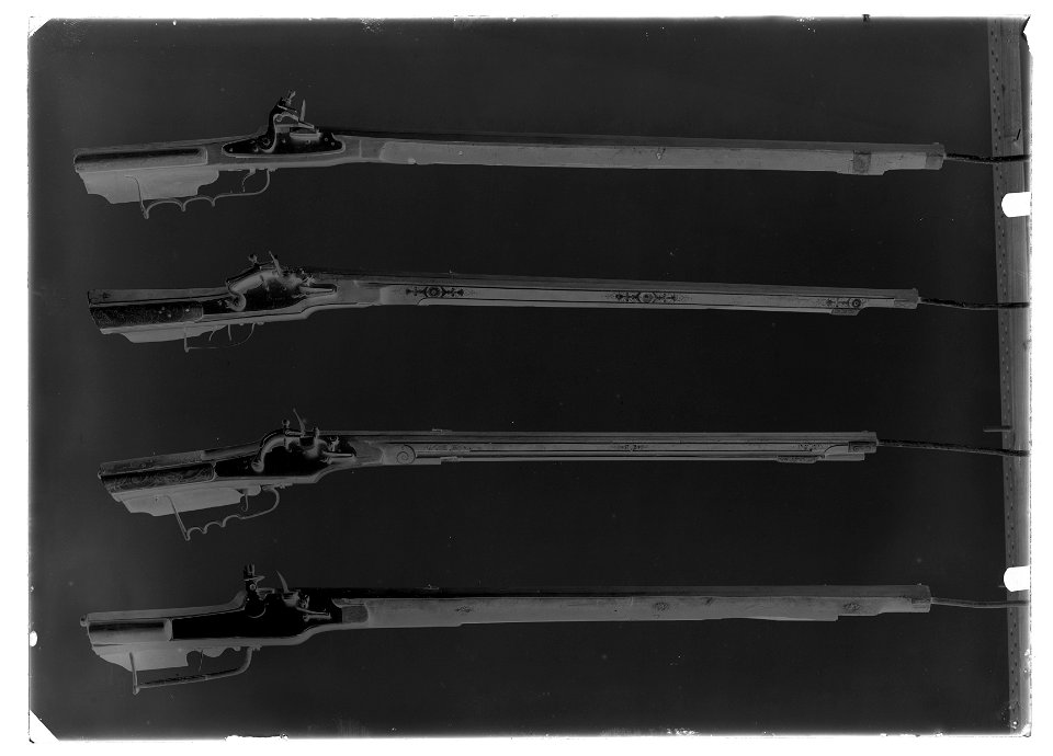 Flintlåsbössa, Polen ca 1630, s.k. hejduksbössa - Livrustkammaren - 77376-negative