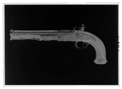 Flintlåspistol, v sida - Livrustkammaren - 1404-negative