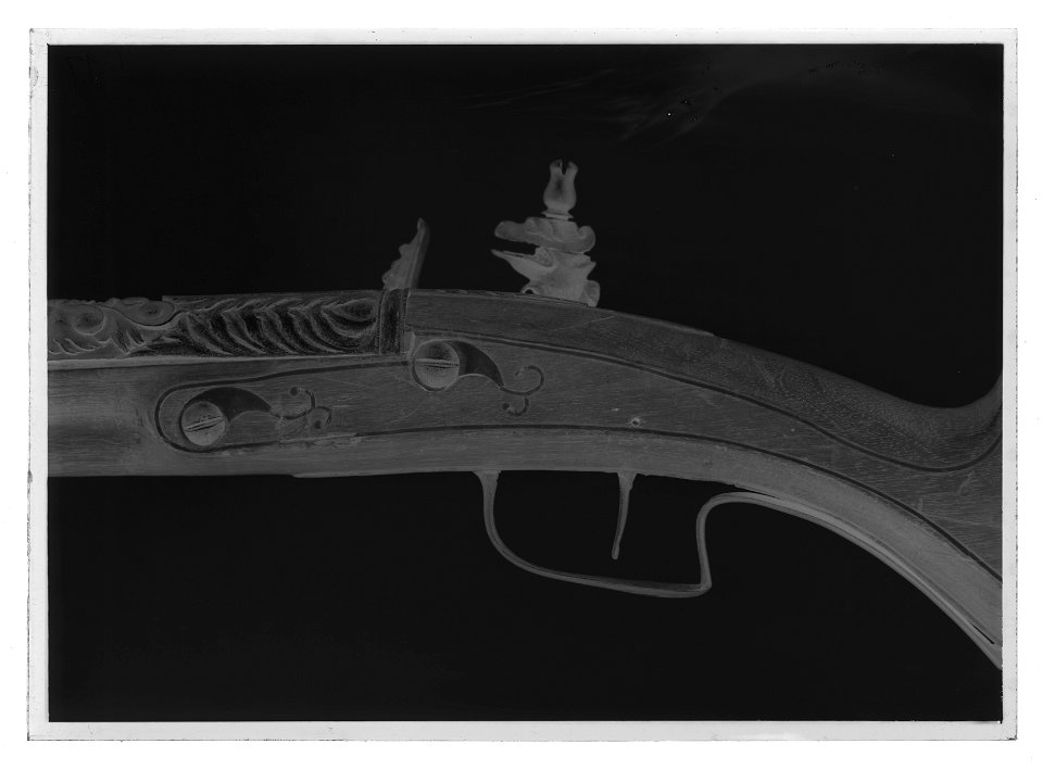 Flintlåsbössa, fusil av nordfransk-nederländsk typ ca 1640-1651 - Livrustkammaren - 43903-negative