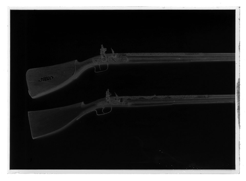 Flintlåsbössa, fusil av nordfransk-nederländsk typ ca 1640-1651 - Livrustkammaren - 61024-negative