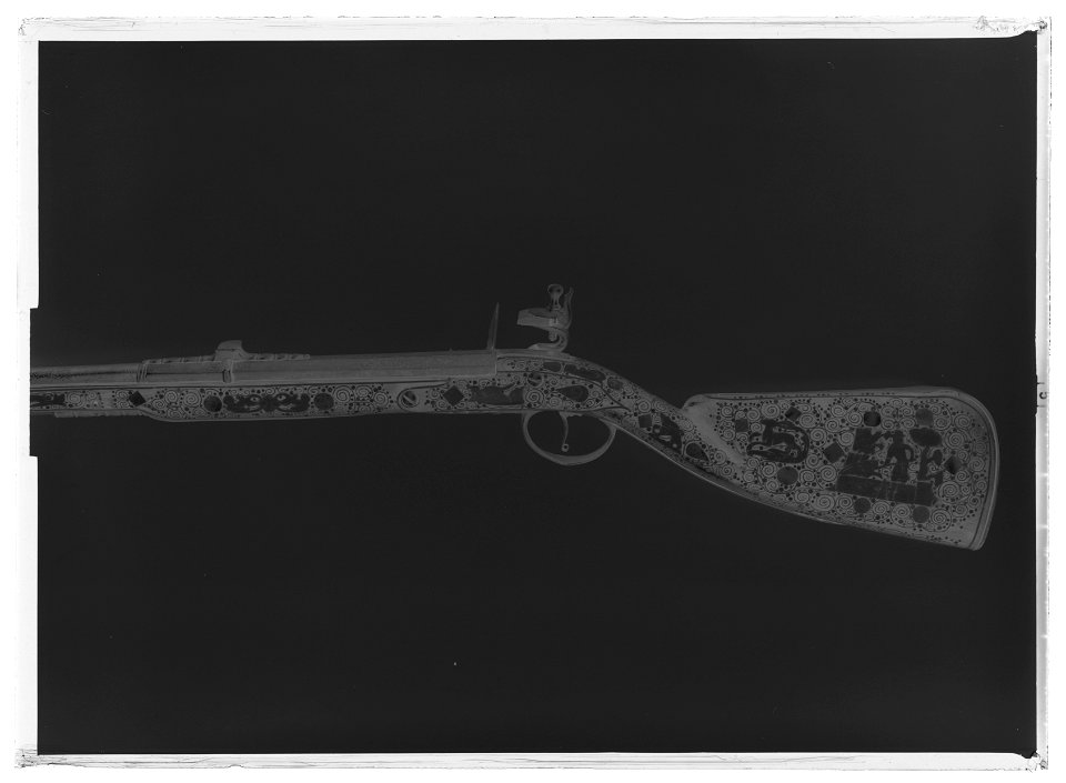 Flintlåsbössa, Teschen ca 1680 - Livrustkammaren - 79013-negative