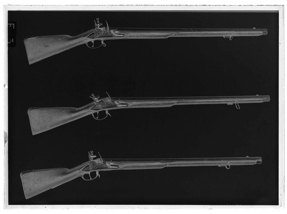 Flintlåsgevär (Rysk studsare) - Livrustkammaren - 35109-negative
