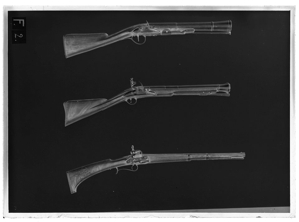 Flintlåsmuskedunder, 1700-talets början - Livrustkammaren - 9422-negative