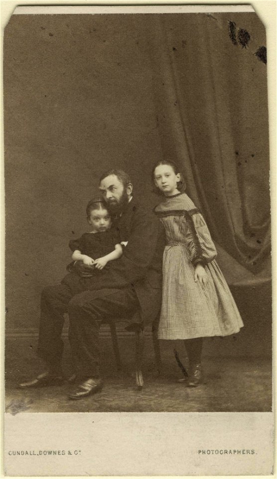 Florence Lockyer; James Morant Lockyer; Amy Lockyer by Cundall, Downes & Co.