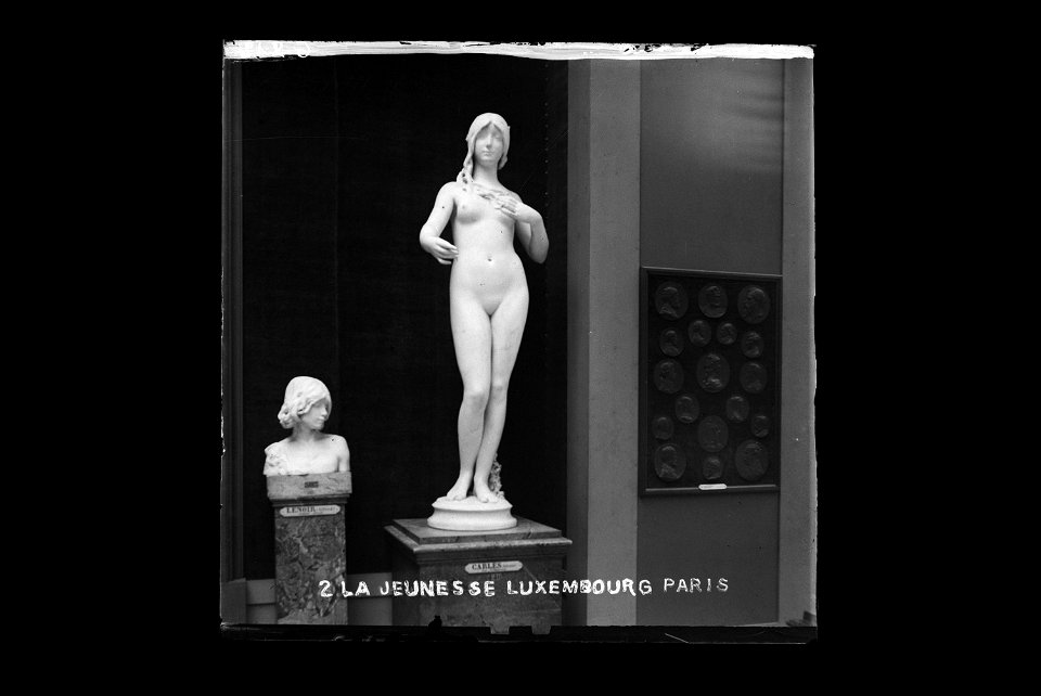 Fonds Ganne - La Jeunesse, Luxembourg, Paris (g0912)