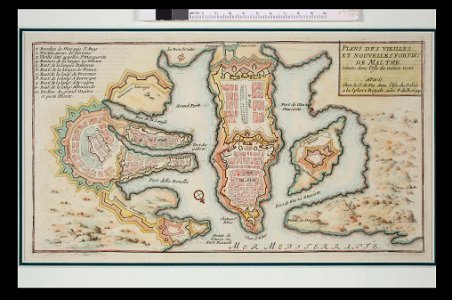 Fortifications of Valletta at the end of the 17th century from Nicolás de Fer's Les forces de l'Europe, published in Paris in 1694