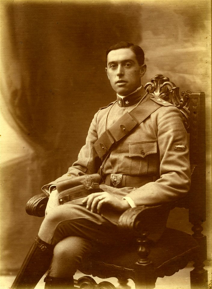 Fotografia in Uniforme del Marchese Paolo Spinola