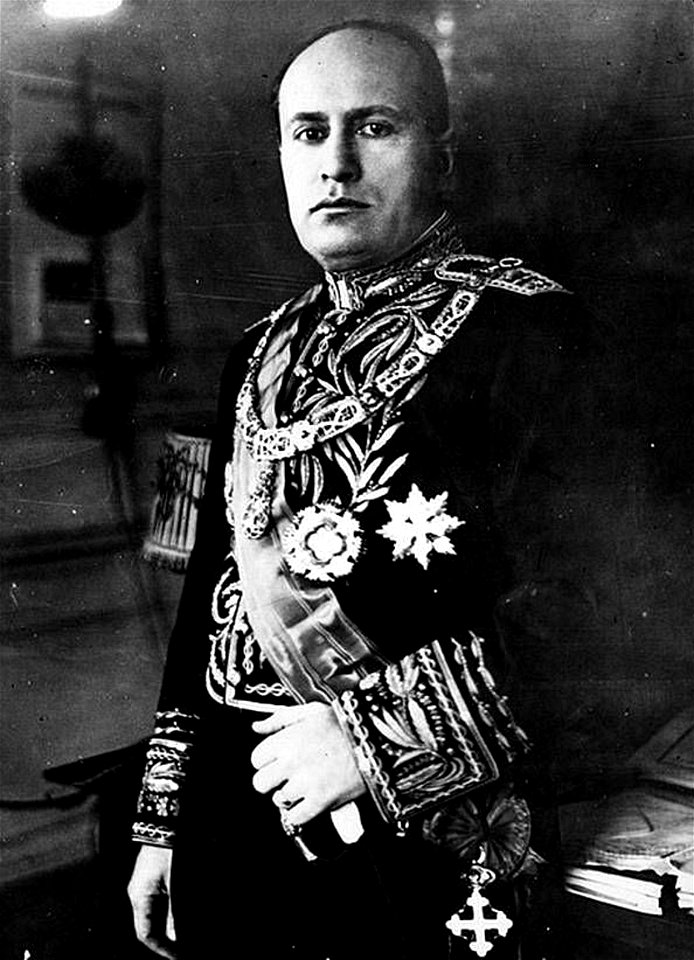 Fotografia di Benito Mussolini in Uniforme