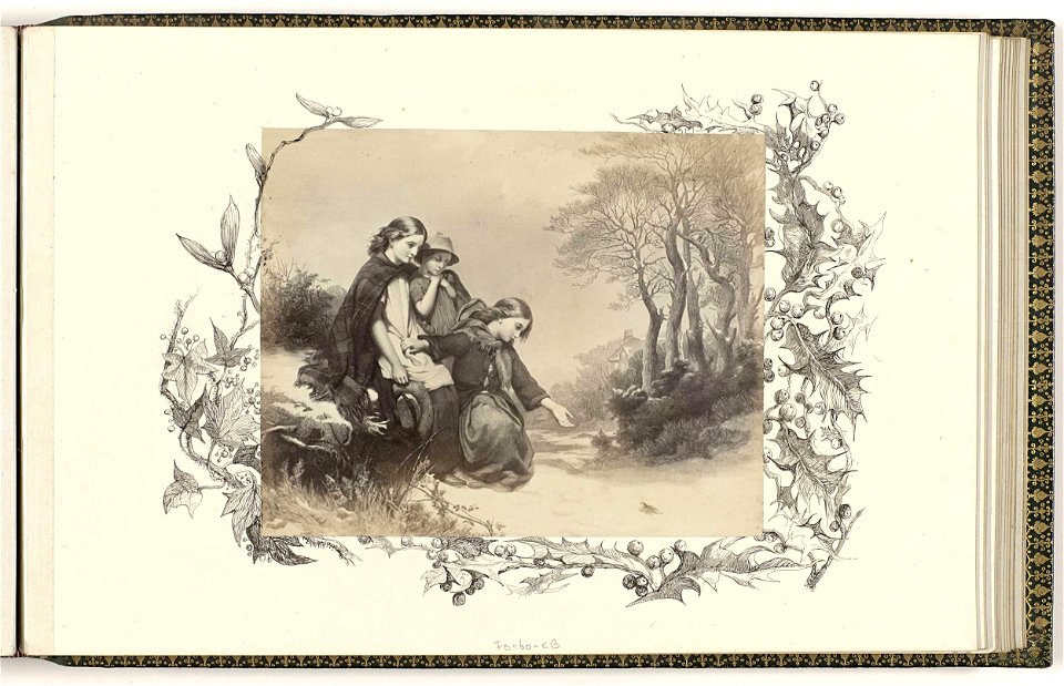 Fotoreproductie van gravure van kinderen die vogeltje vinden, omzoomd door tekening hulstranken