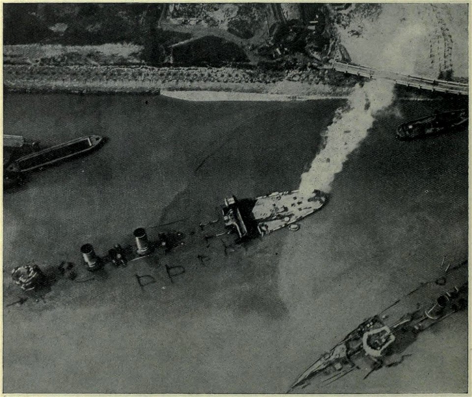 Block ship in Zeebrugge Harbour, 1918