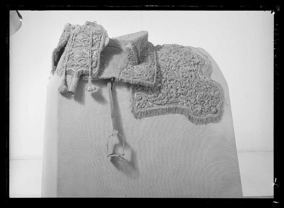 Bomsadel, Frankrike, 1600-talets mitt, till hästen Le Frontinaux - Livrustkammaren - 26995