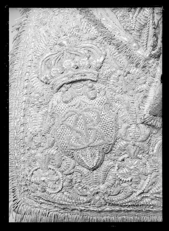 Bomsadel, Frankrike, 1650-talet av isabellafärgad sammet - Livrustkammaren - 27222