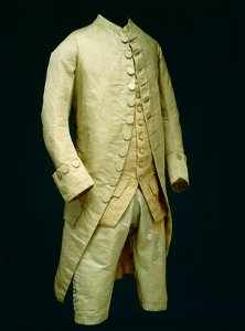Gustav IIIs celadondräkt, 1777 - Livrustkammaren - 39259
