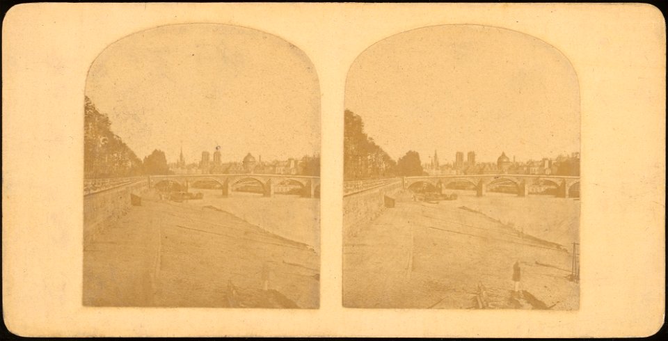 Group of 17 Early Calotype Stereograph Views - Pont Royal