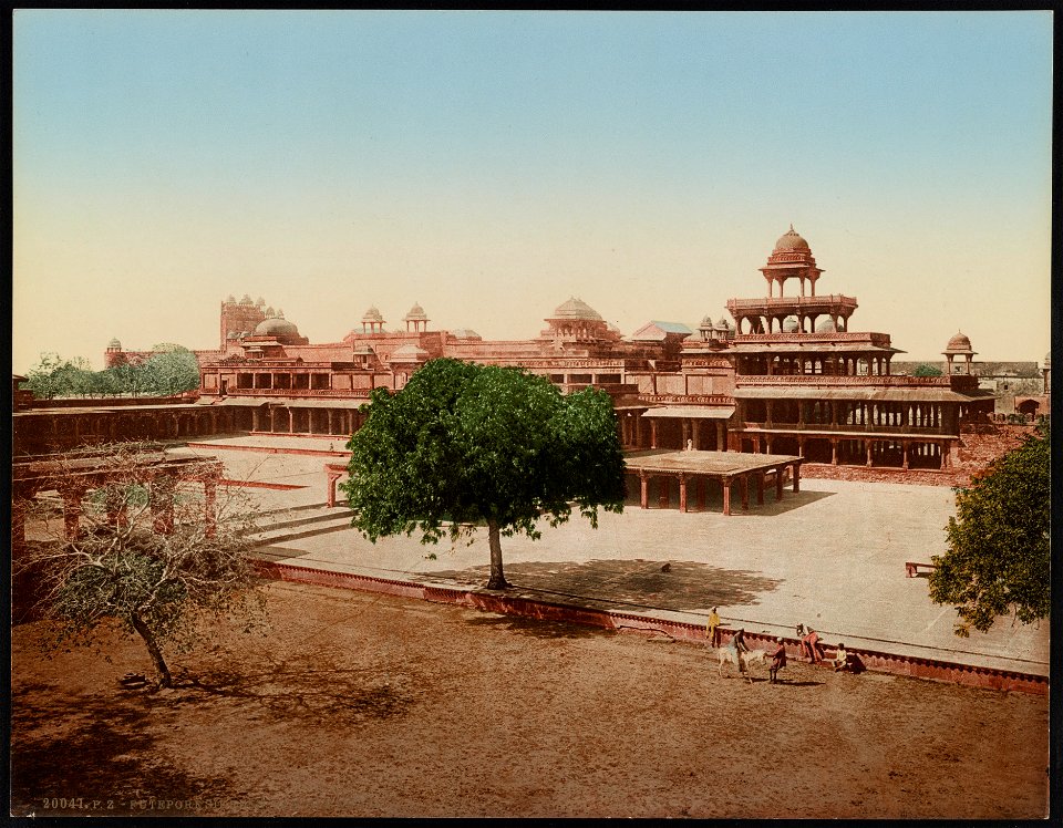 Futepore Sikreeh, Panch Mahal LCCN2017658160