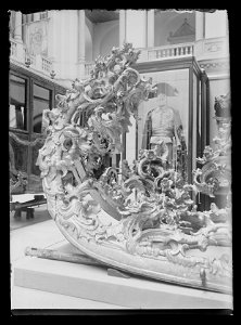 Förgylld praktsläde i rokoko som tillhört kejsarinnan Maria Theresia av Österrike - Livrustkammaren - 79787