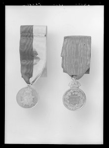 Guldmedalj För Tapperhet i Fält, Sverige, modell efter 1809 för officerare, 7,5 storleken - Livrustkammaren - 51916