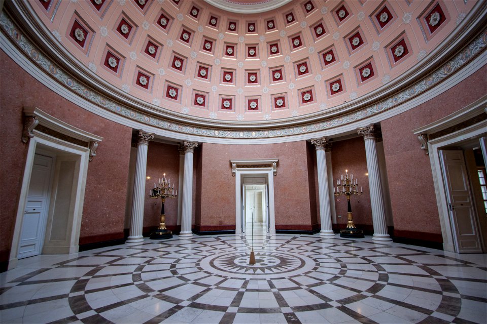 Hall under the dome of the National Museum-2